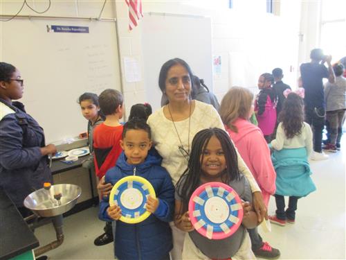 Luella Elementary School Students at our Lunar Meteorite Show 